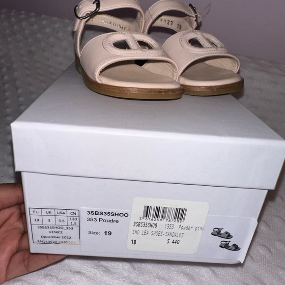 入荷中 BABY SANDALS DIOR サンダル